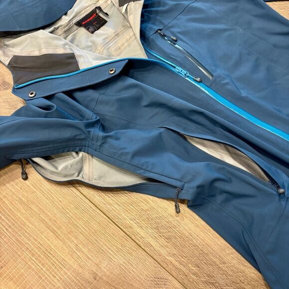 Mammoth Birren 5 Rain Jacket - Picture 4 of 13